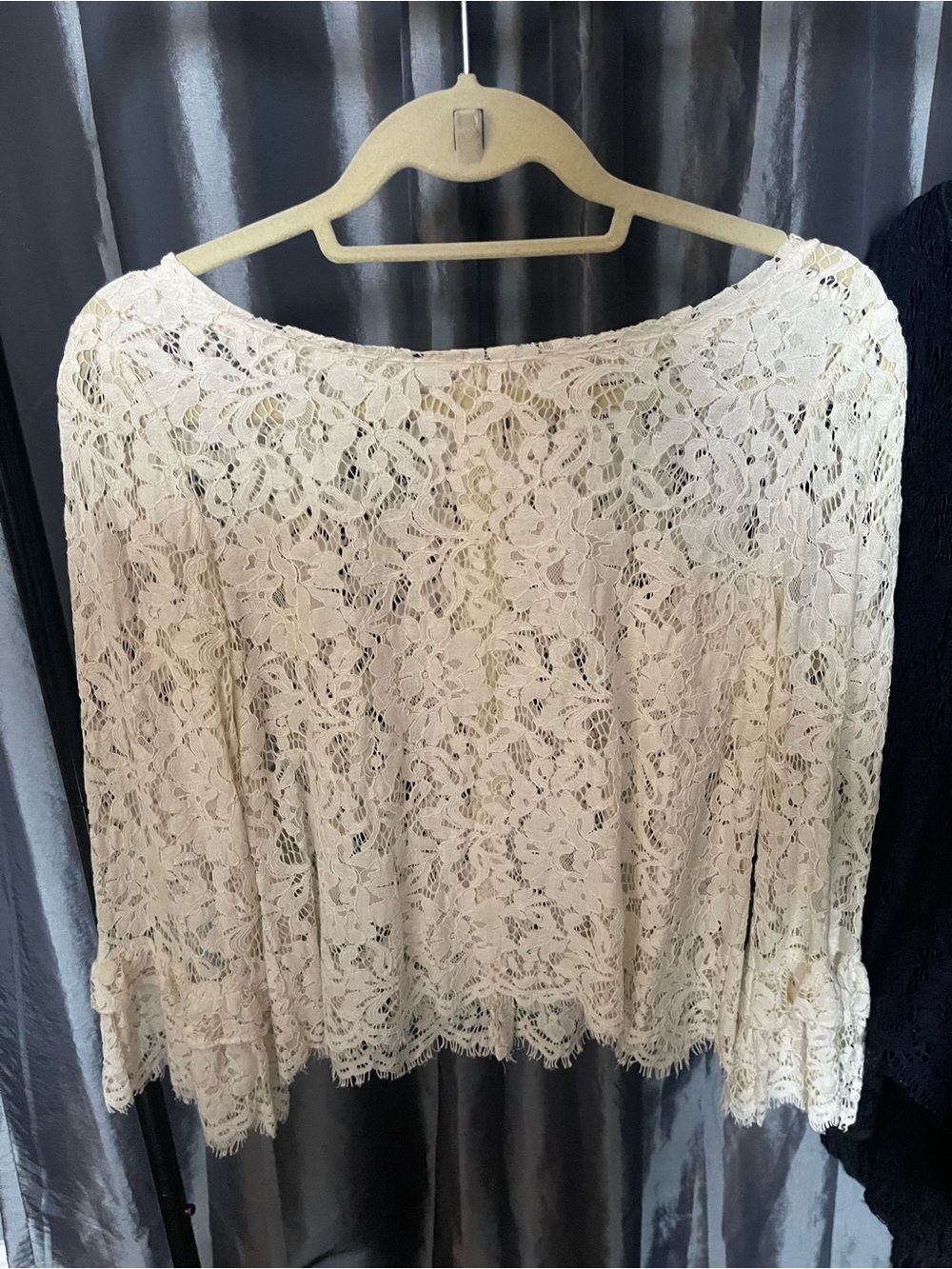 Club Monaco Boatneck Lace Top with bell sleeves and back buttons in Cream